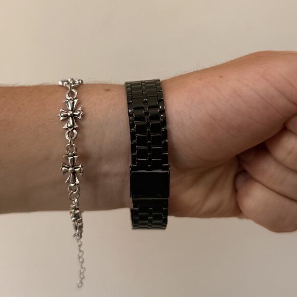 Casio Digital Watch Black Silver Accents Unisex Retro Y2K Quartz New - Picture 5 of 8